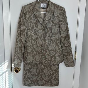 Le Suit Spring Floral Skirt and Jacket Set